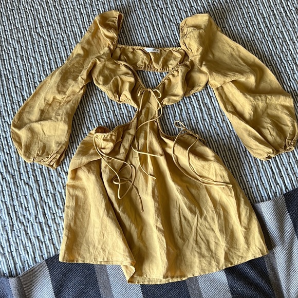 12th Tribe Dresses & Skirts - Mustard cut-out puff sleeve dress, M, 12th Tribe